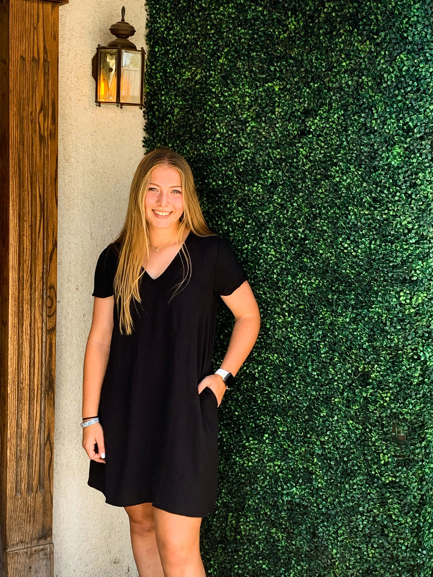 Everyday Shift Dress - Black