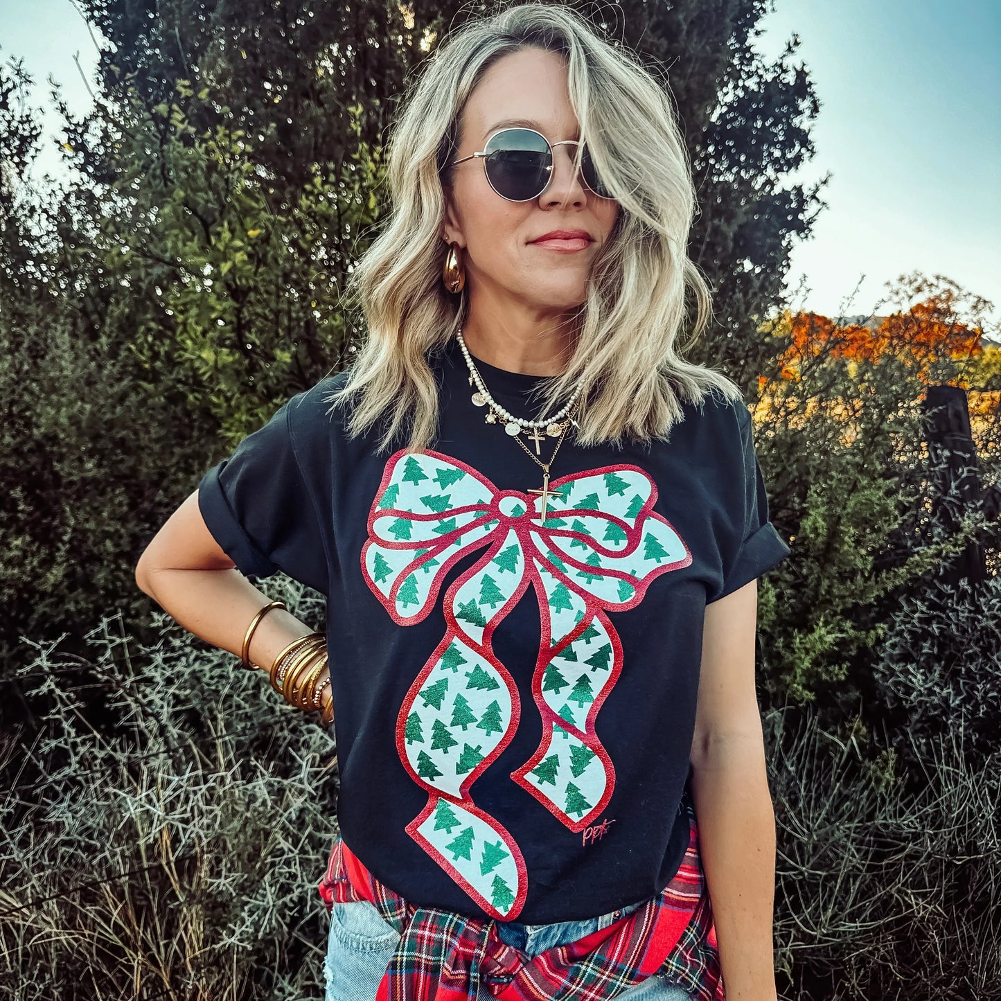 Glitter Bow with Tiny Trees