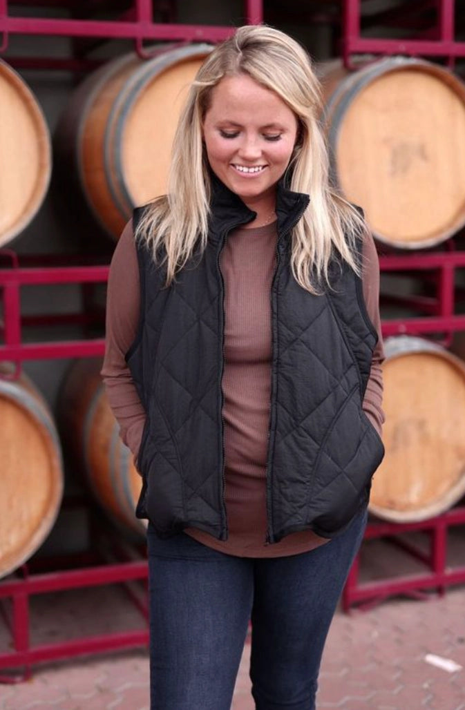 Outbound Quilted Puffer Vest - Black