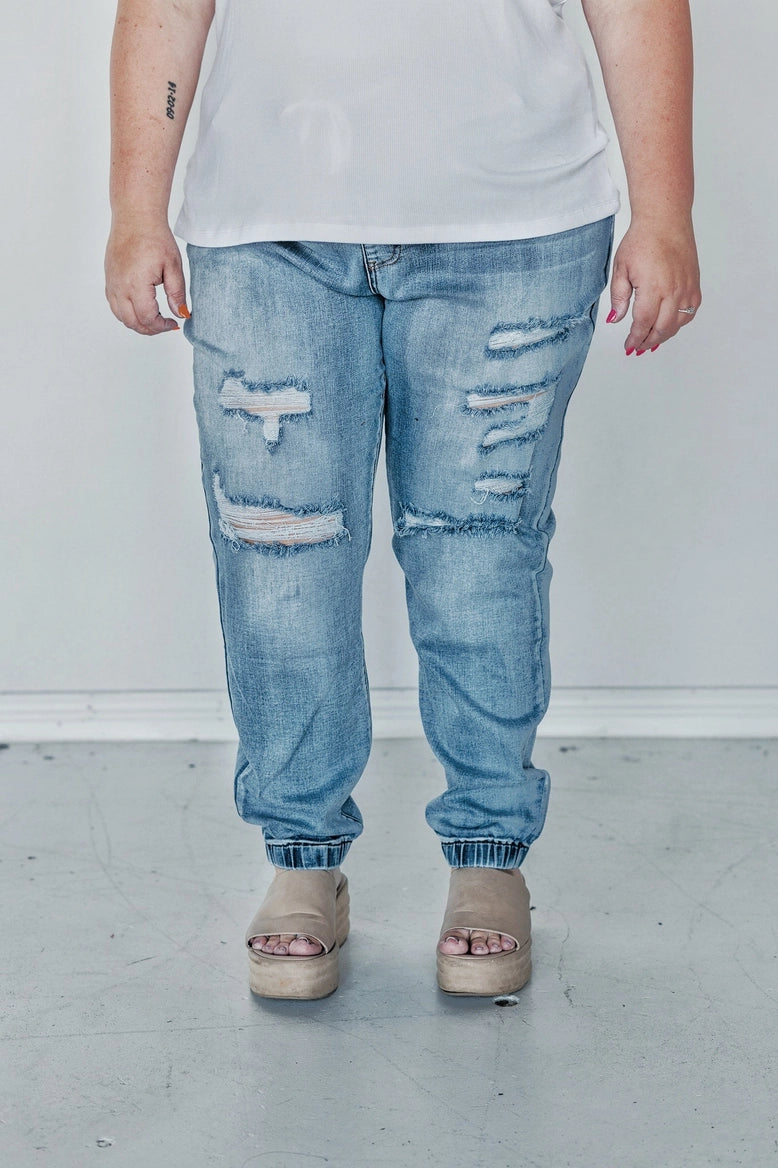 Distressed details denim jogger fit jeans - Pants - Jogger Style -  Distressed - Pockets - Front Closure - 100%…