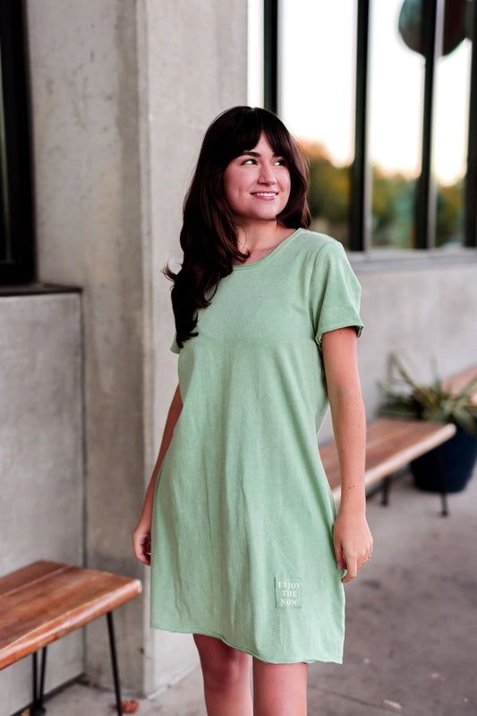 Mineral Wash Dress - Enjoy the Now (Matcha)